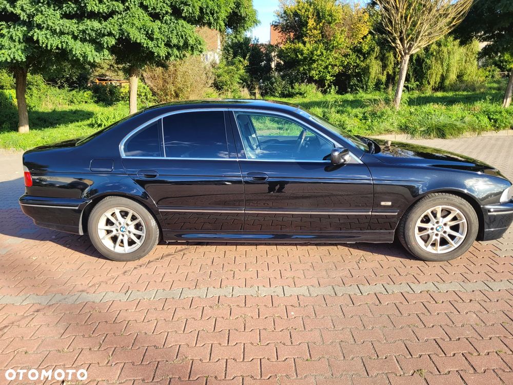 BMW Seria 5 - 10