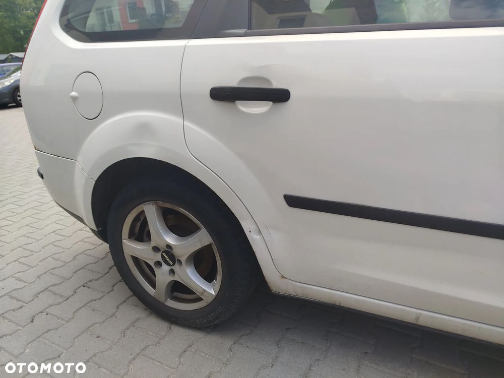 Ford Focus 1.8 TDCi FX - 6
