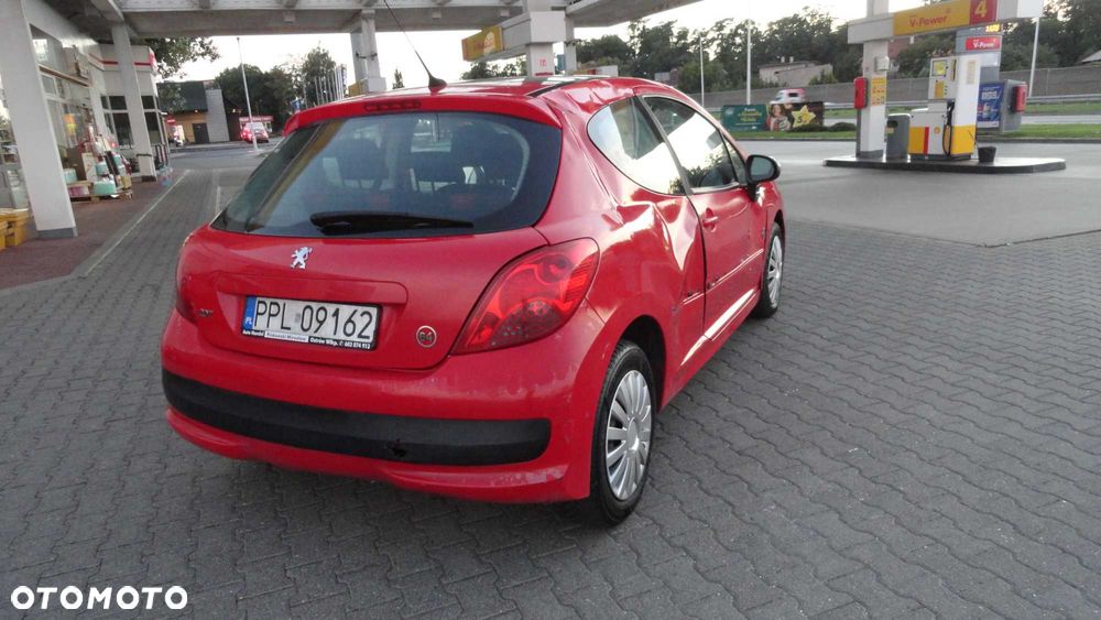 Peugeot 207 - 4