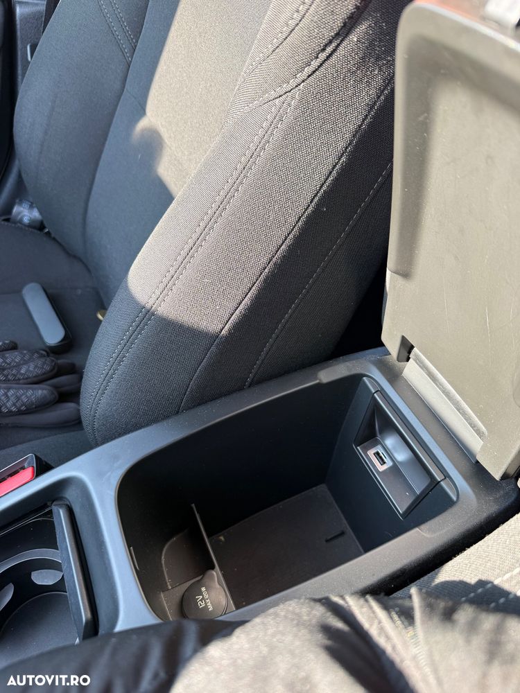 Volvo V40 D2 You - 11