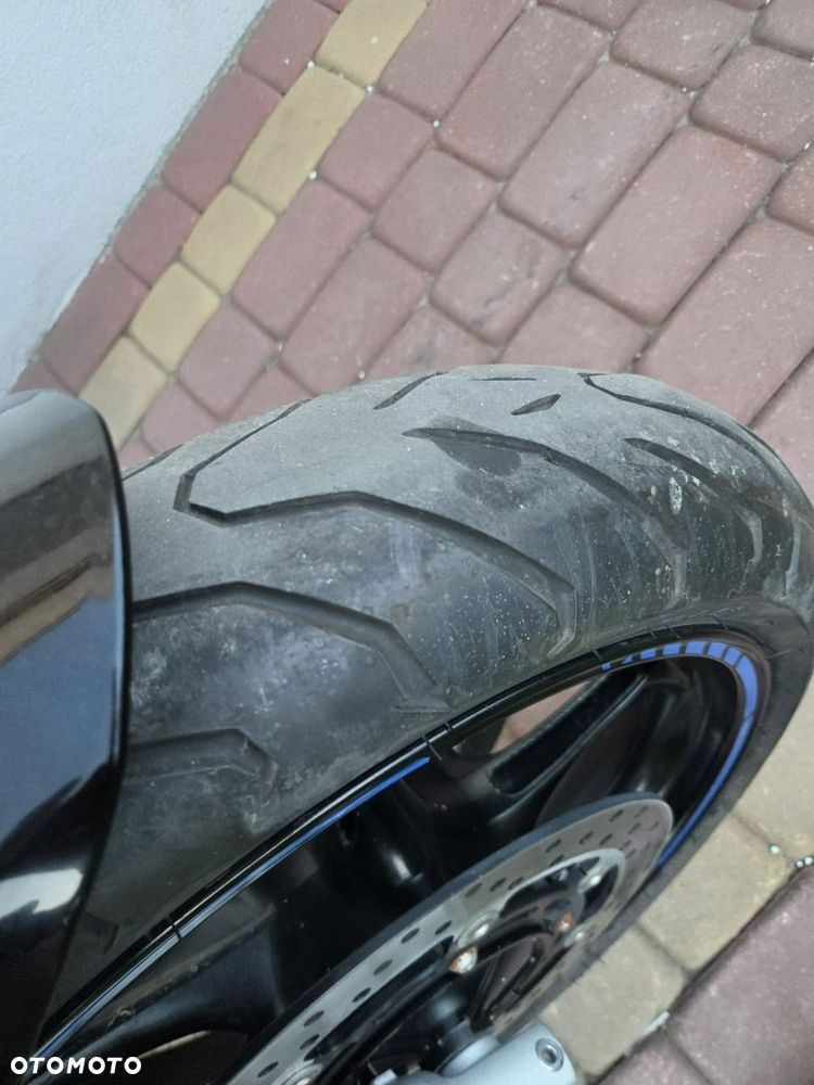 Yamaha FZ - 9