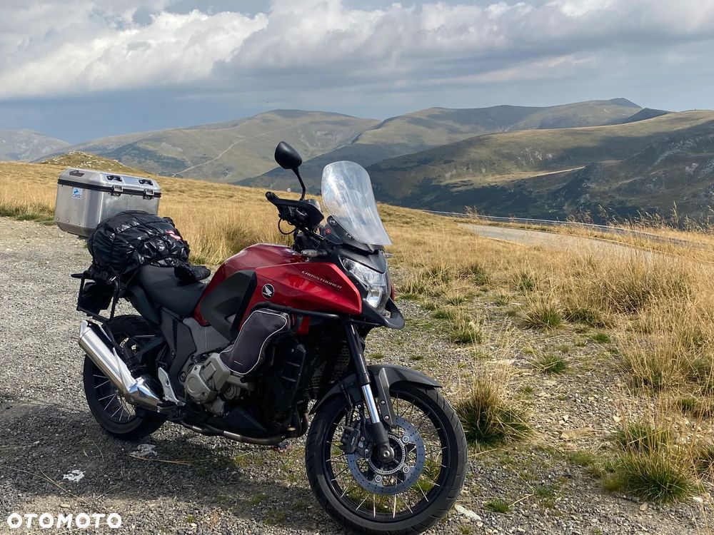 Honda VFR - 16