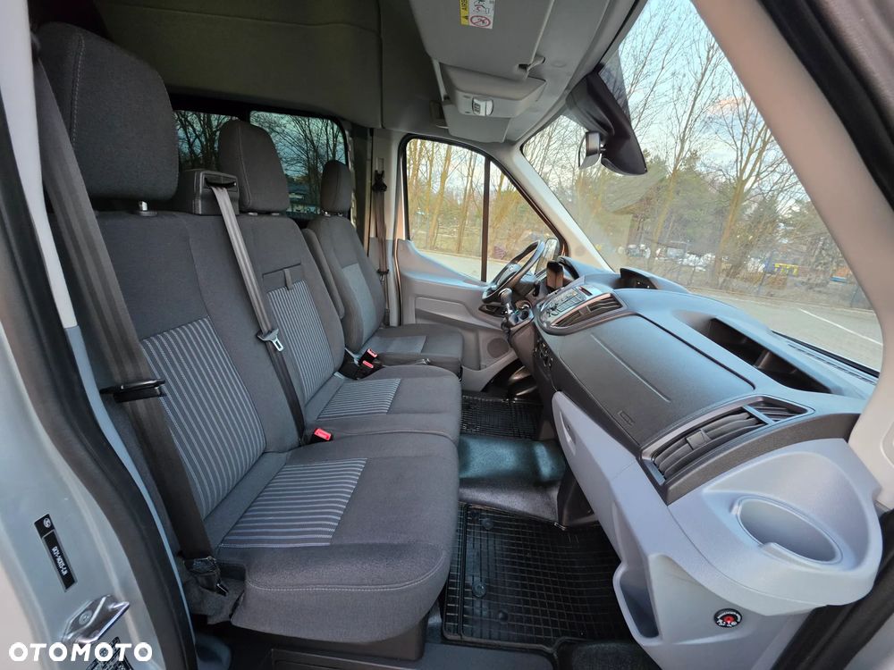 Ford Transit - 10