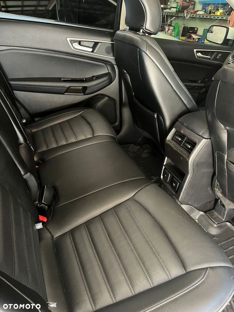 Ford Edge - 25