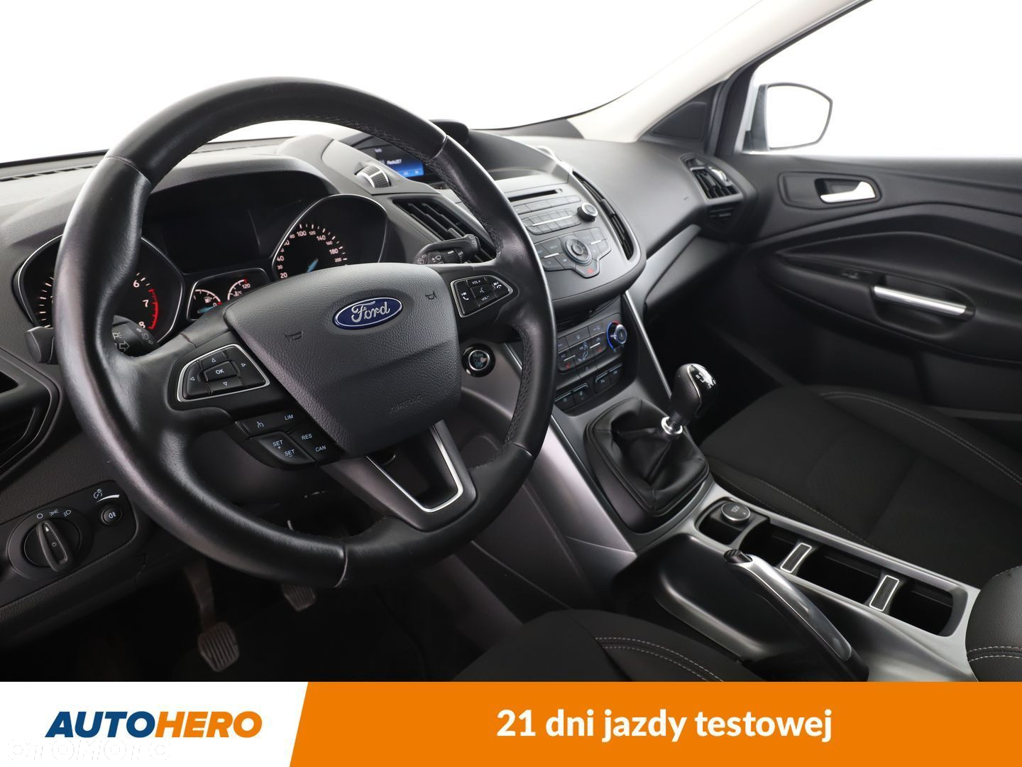 Ford Kuga - 11