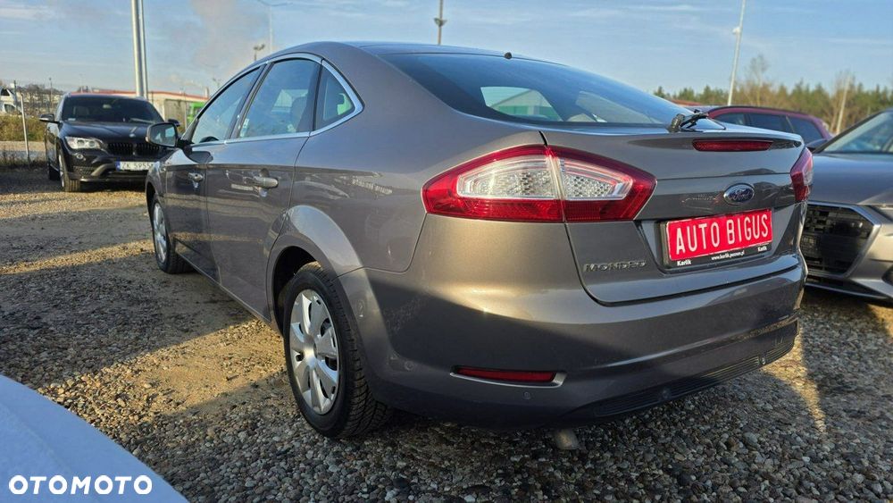 Ford Mondeo - 8