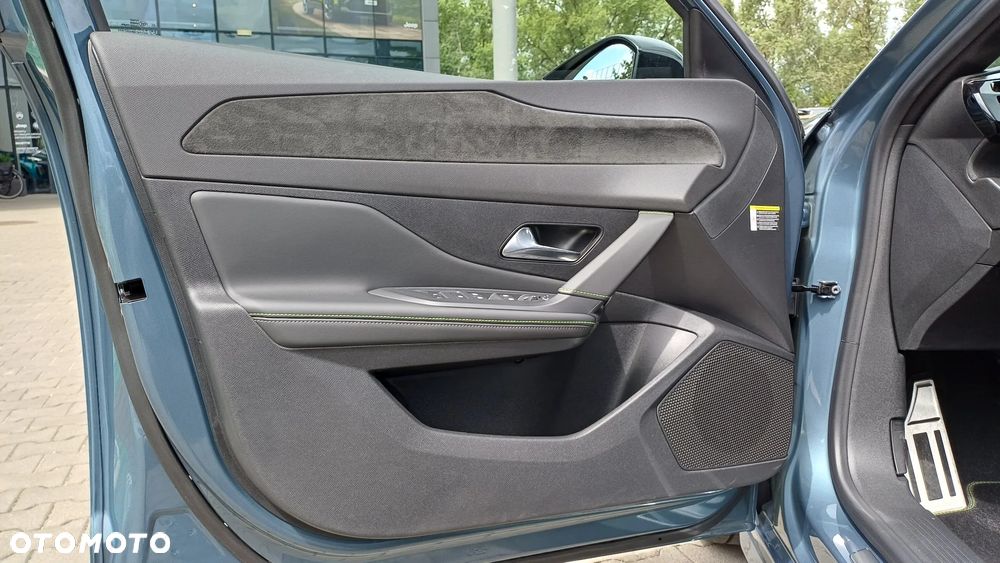 Peugeot 308 1.6 Hybrid PHEV GT E-DCS7 - 11
