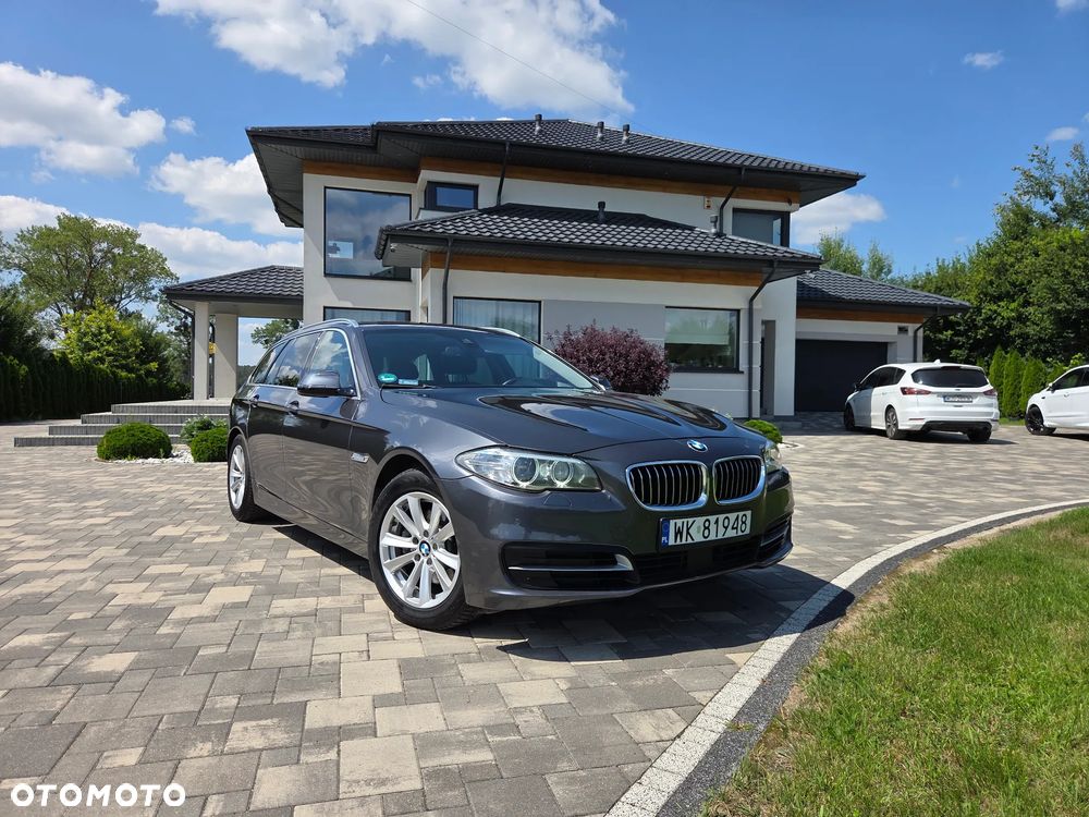 BMW Seria 5 520d xDrive Luxury Line - 1