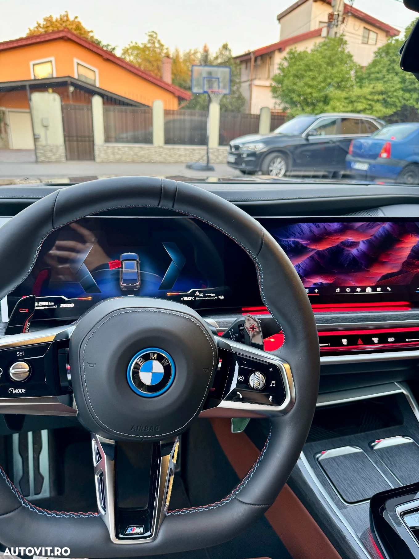 BMW M7 M760e xDrive AT PHEV - 24