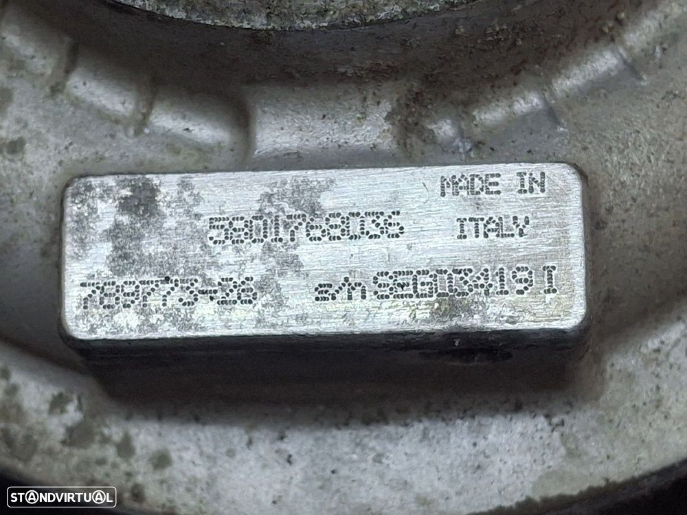 Turbo Fuso (Mitsubishi) Canter - 5