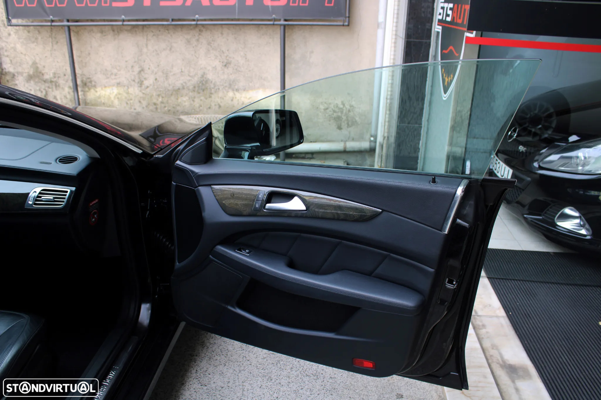 Mercedes-Benz CLS 350 BlueTEC - 27
