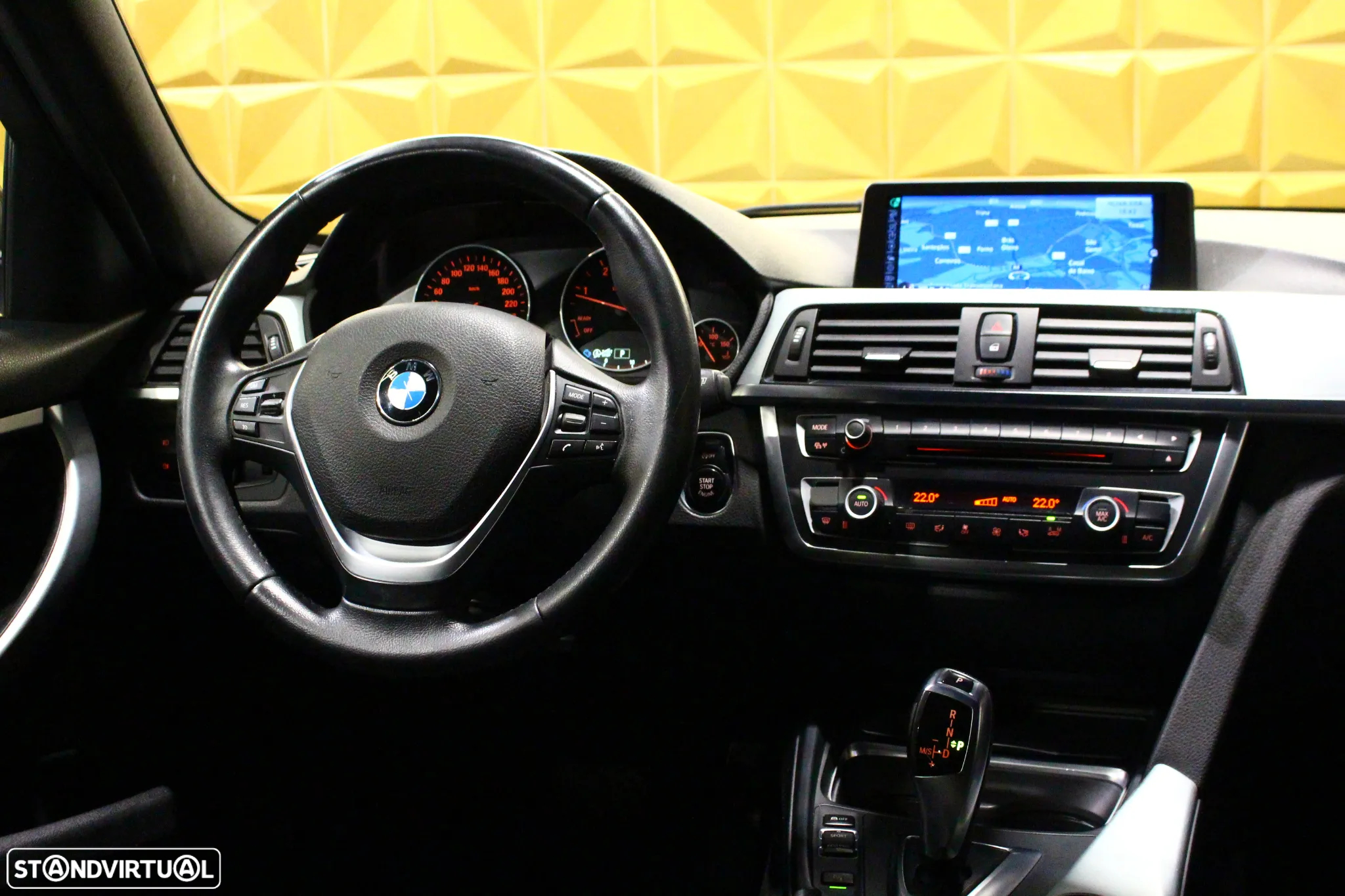 BMW 318 d Touring Auto Line Luxury - 19