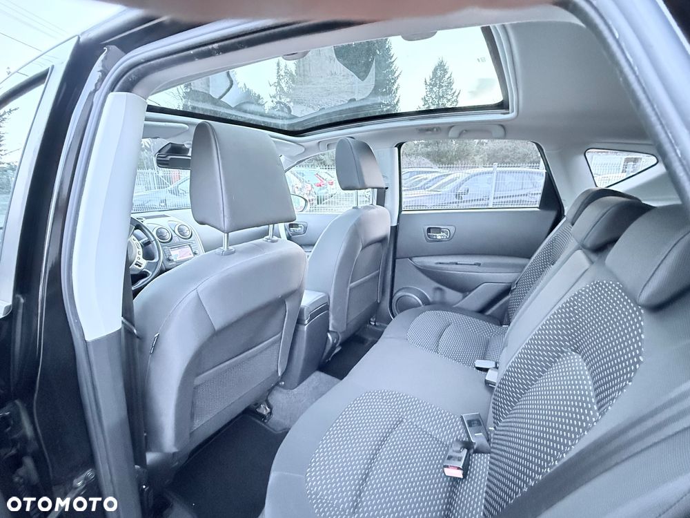 Nissan Qashqai - 25