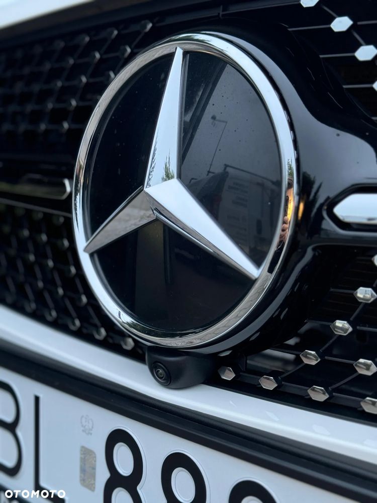 Mercedes-Benz GLC 300 4Matic 9G-TRONIC AMG Line - 6