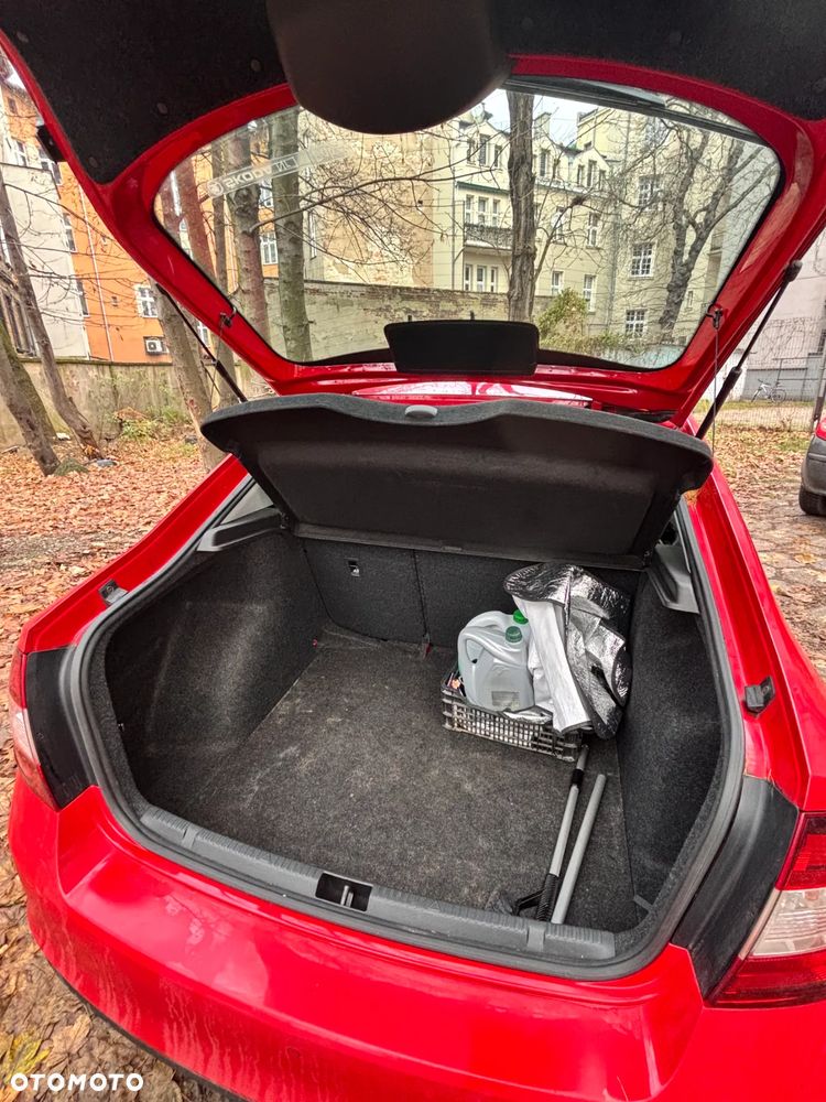 Skoda RAPID - 7