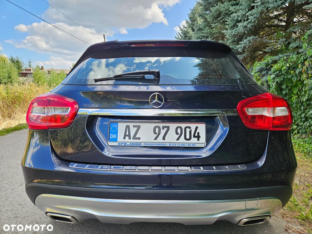 Mercedes-Benz GLA 250 7G-DCT Activity Edition - 6