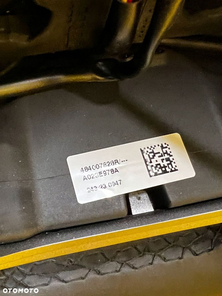 KIEROWNICA SKÓRA MULTIFUNKCJA DACIA SANDERO III STEPWAY - 10