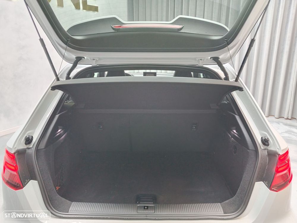 Audi RS3 Sportback 2.5 TFSI quattro S tronic - 21