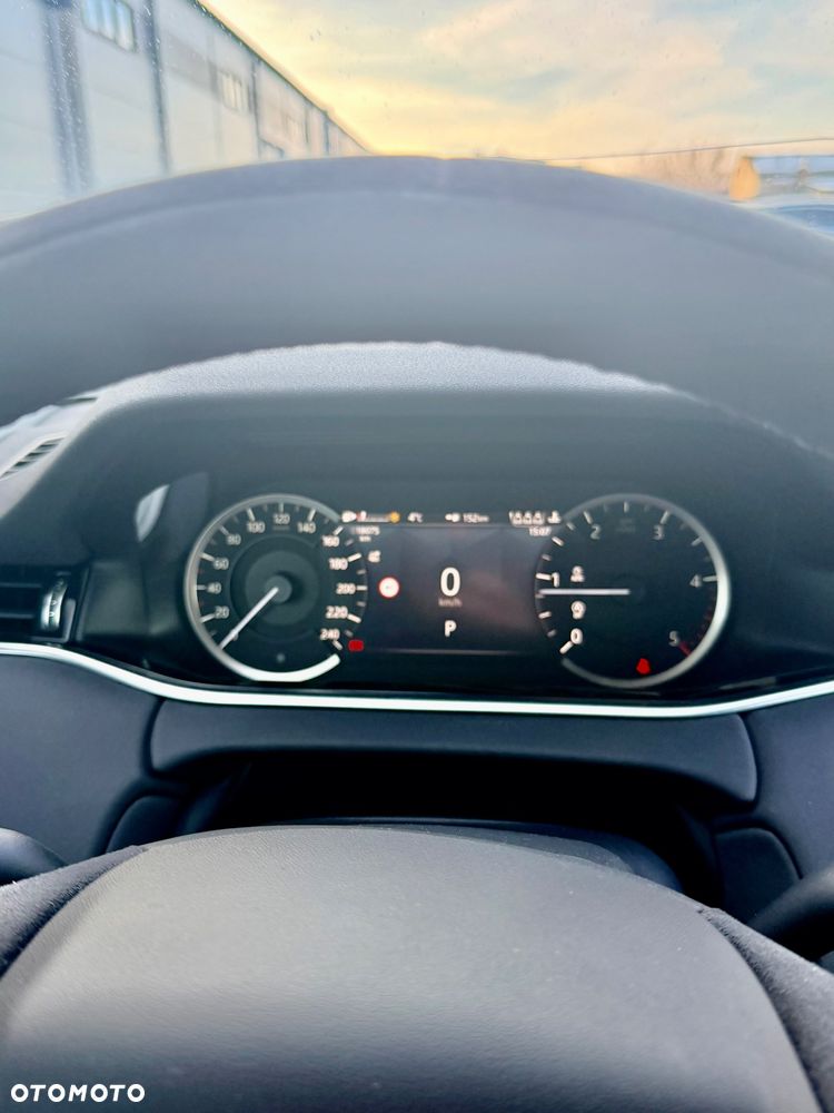 Land Rover Range Rover Evoque - 13