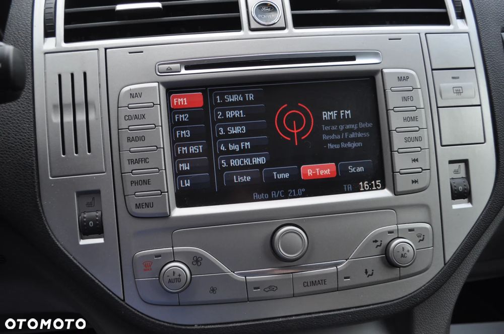 Ford Kuga 2.0 TDCi 2x4 Titanium - 23