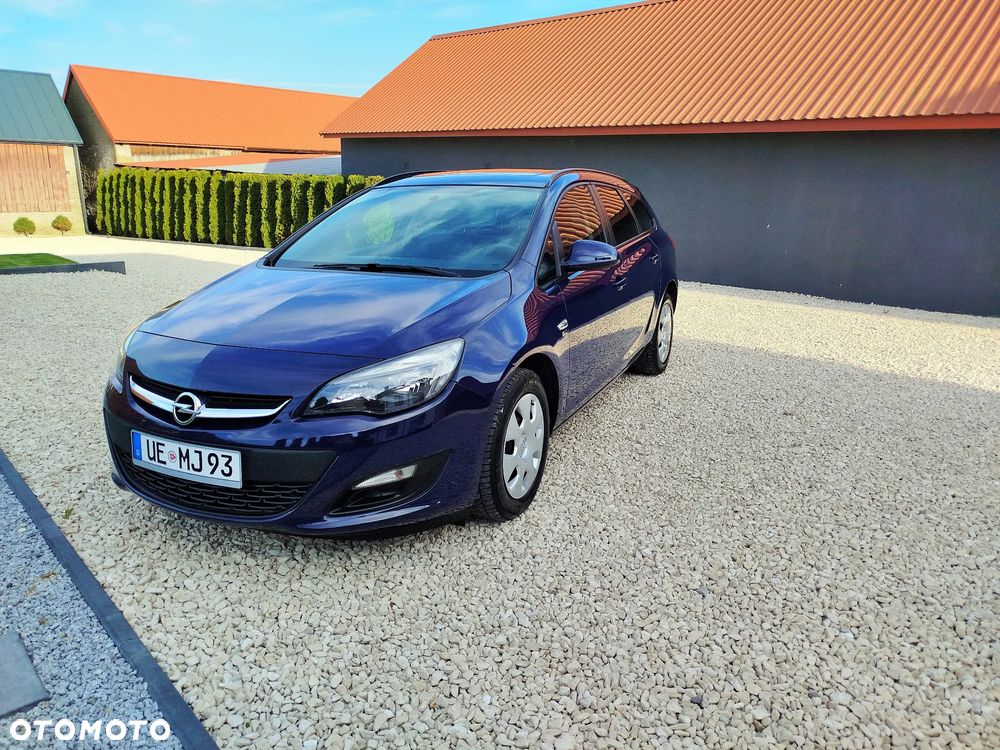 Opel Astra 1.4 Turbo 150 Jahre - 2