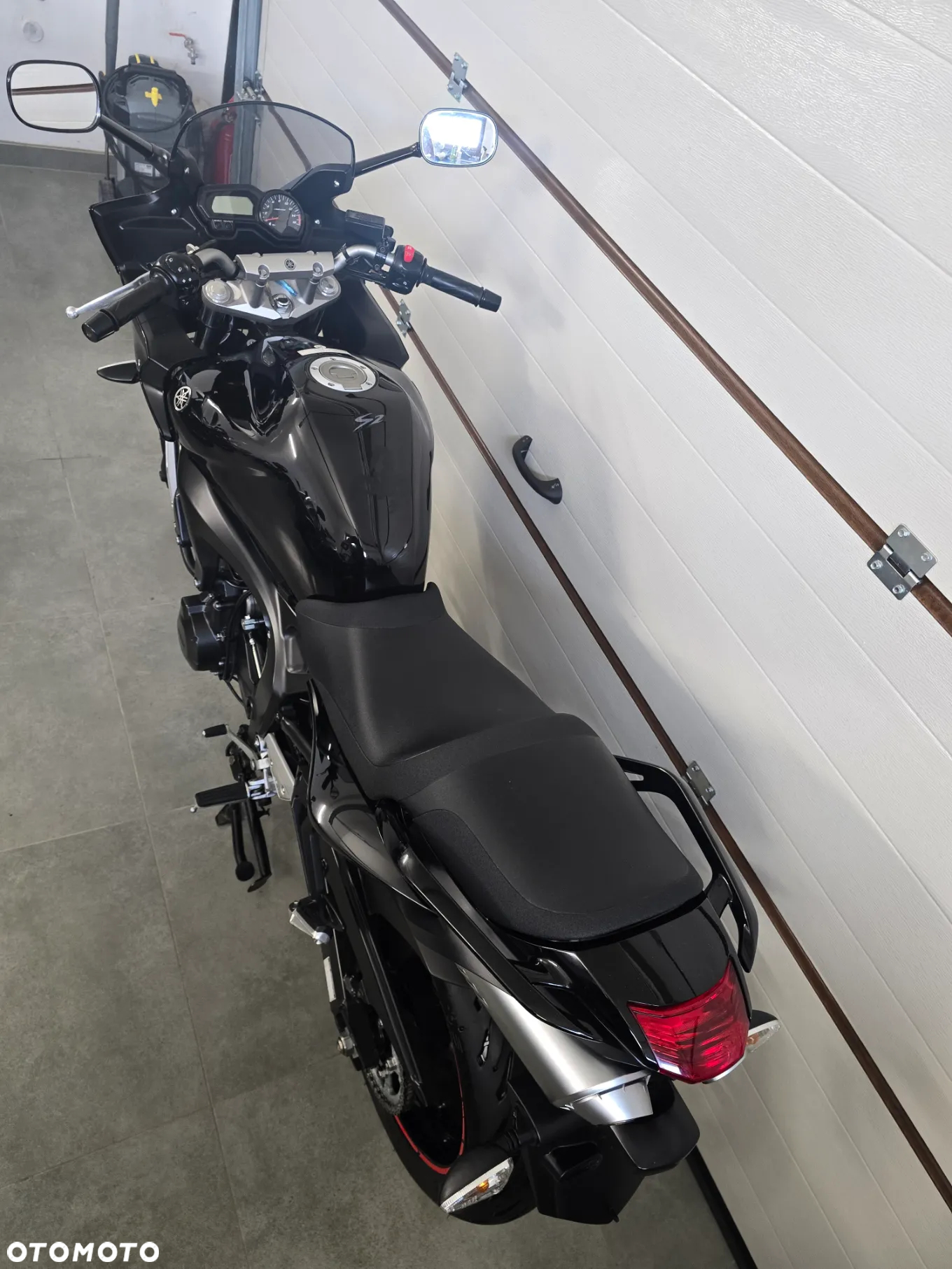 Yamaha FZ6 - 19