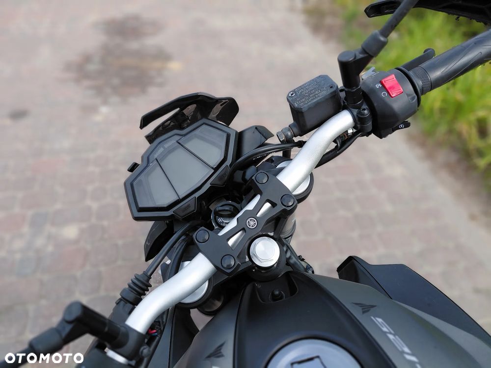 Yamaha MT - 15