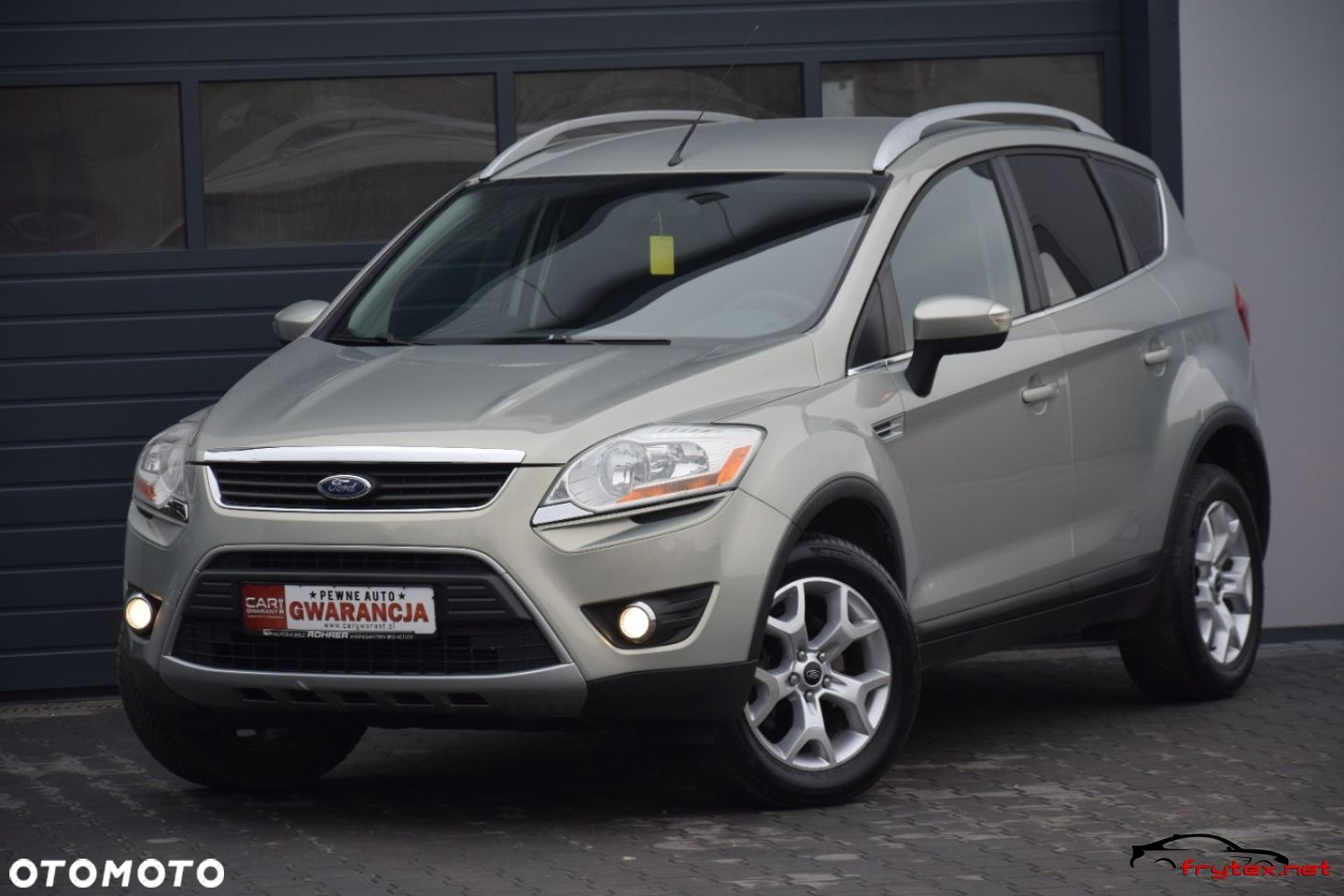 Ford Kuga - 30