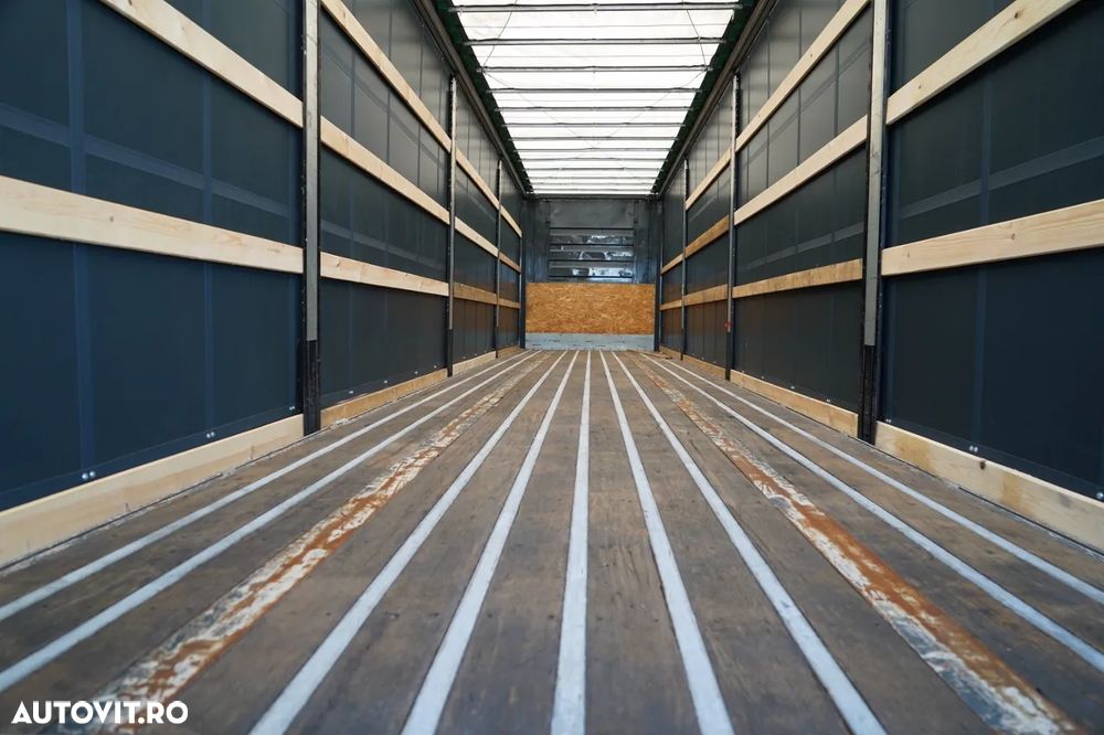 Fruehauf CORTINĂ / STANDARD / HALOMETRU DHOLLANDIA 2.000 kg / SAF / 100% ANVELOPE / BALCĂ PODEA PUTERNICĂ / - 15