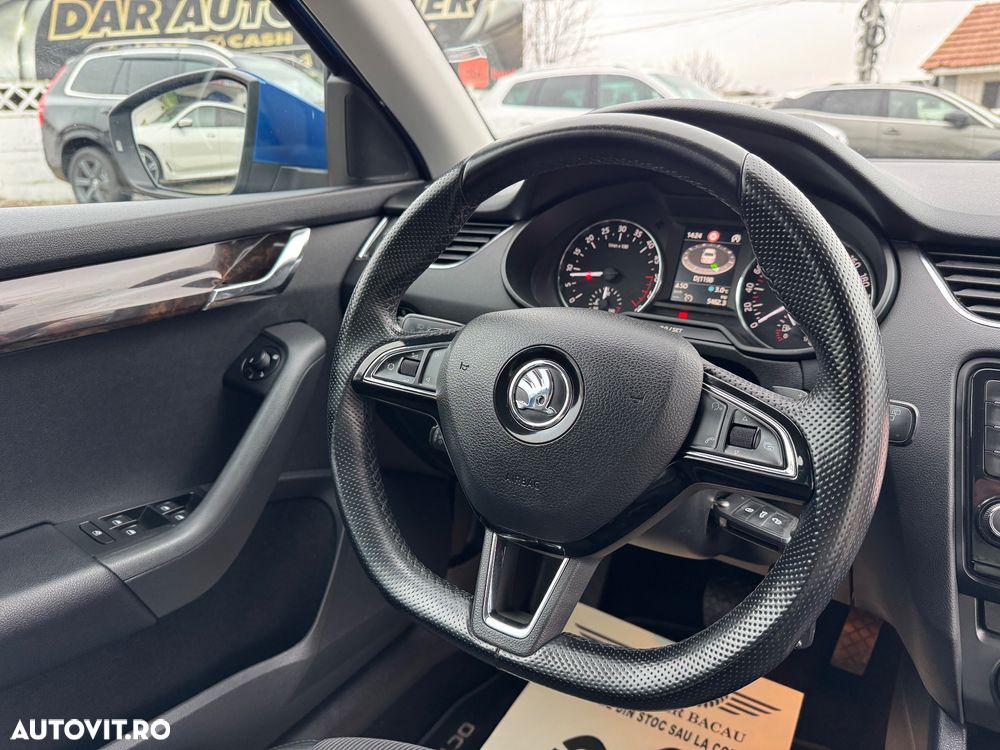 Skoda Octavia 1.6 TDI DPF DSG Sport Edition - 31