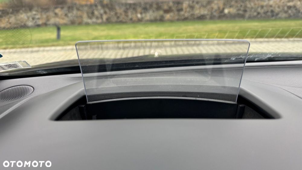 Ford Focus 1.5 EcoBlue Start-Stopp-System ST-LINE X - 22