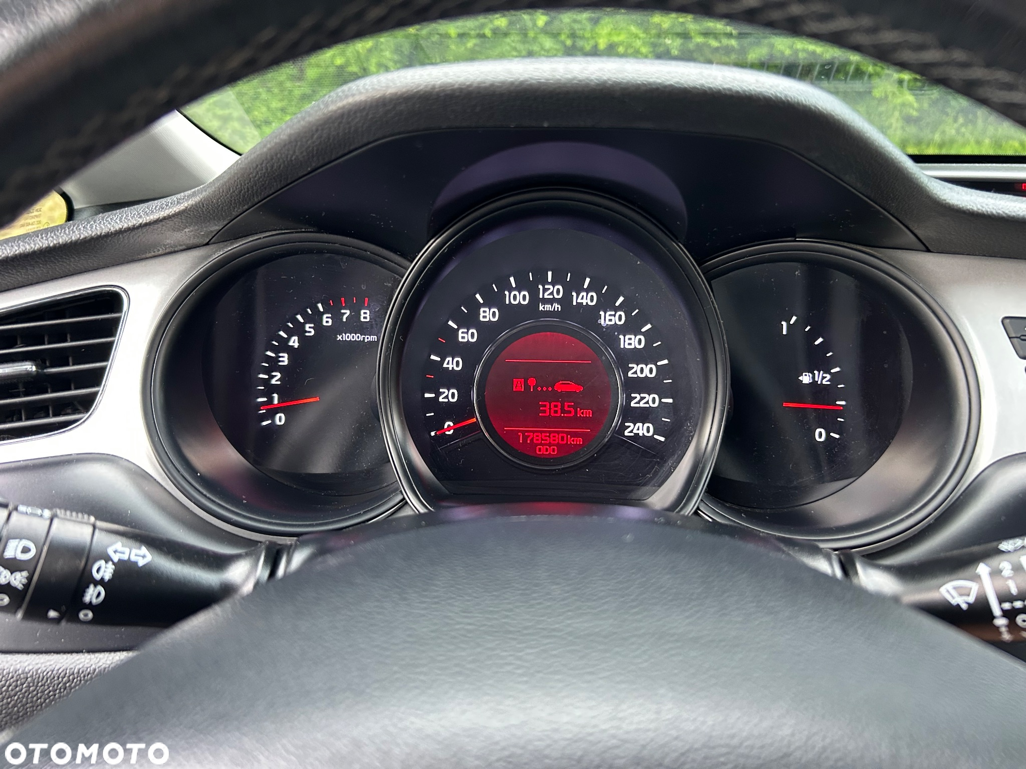 Kia Ceed 1.6 GDI ISG Dream Team Edition - 19