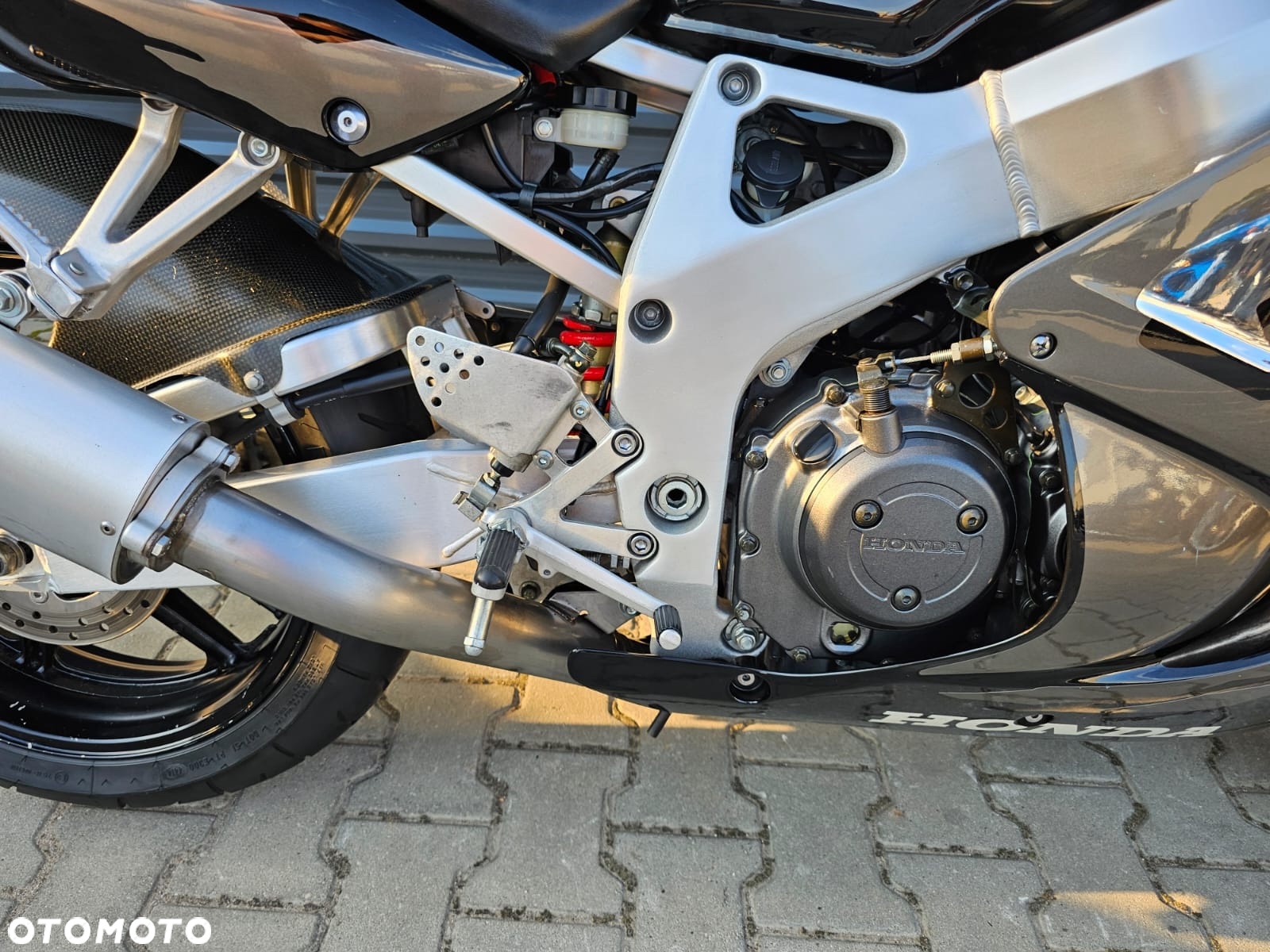 Honda CBR - 12