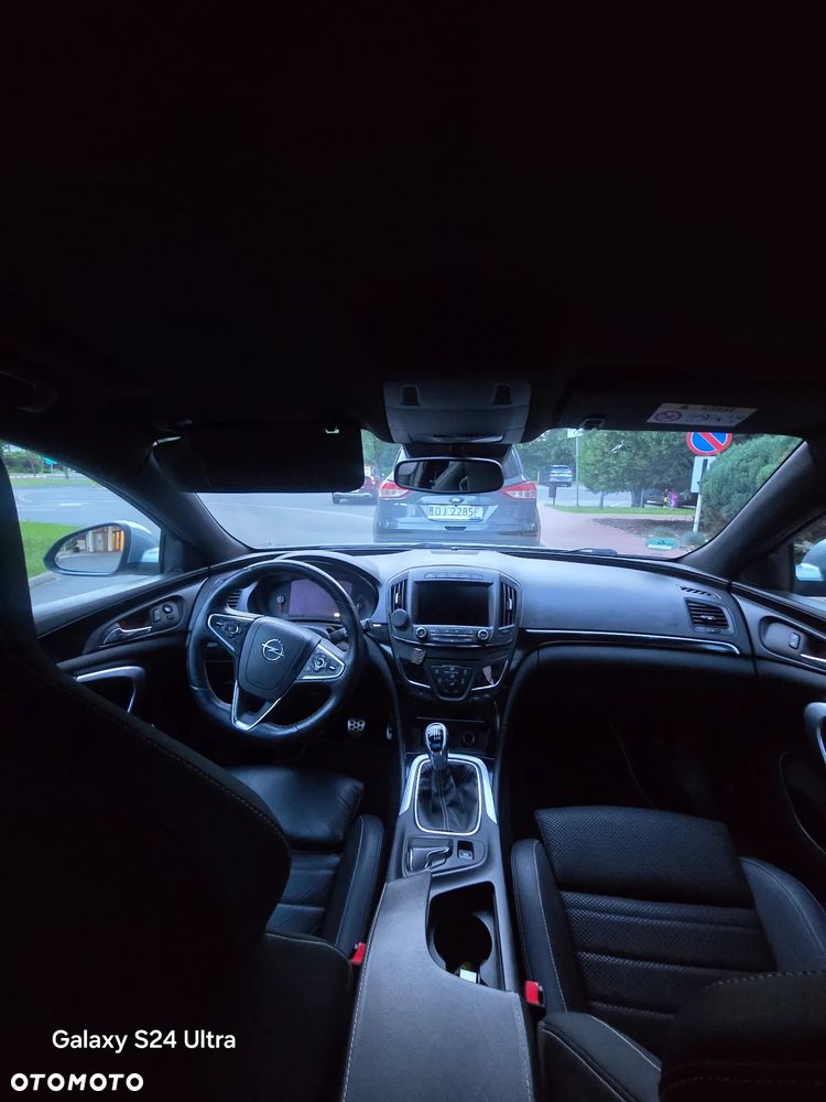 Opel Insignia 2.8 T V6 OPC - 9