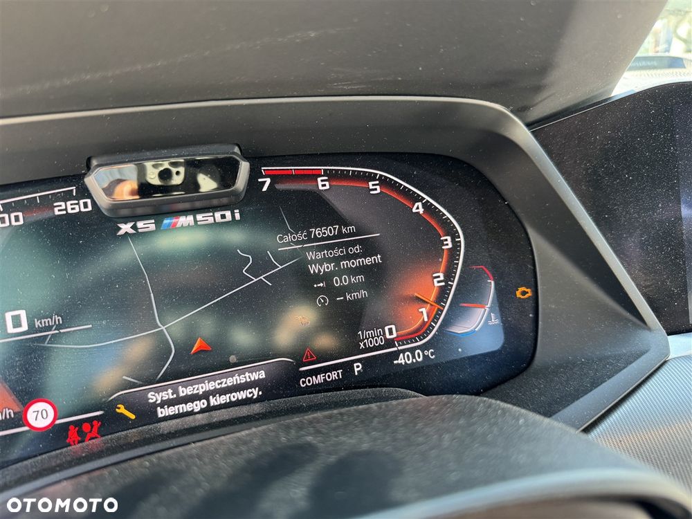 BMW X5 M50i - 27