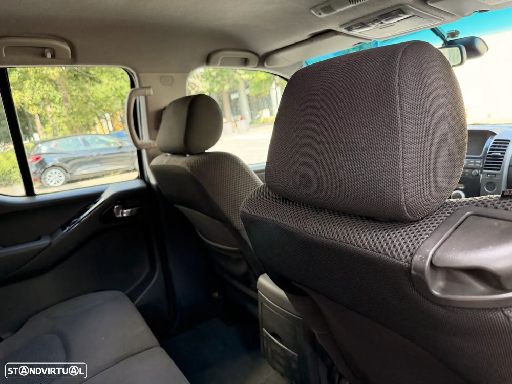 Nissan Navara 2.5 dCi CD SE - 20