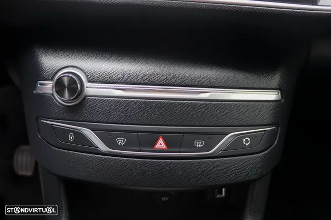 Peugeot 308 1.5 BlueHDi Style - 15