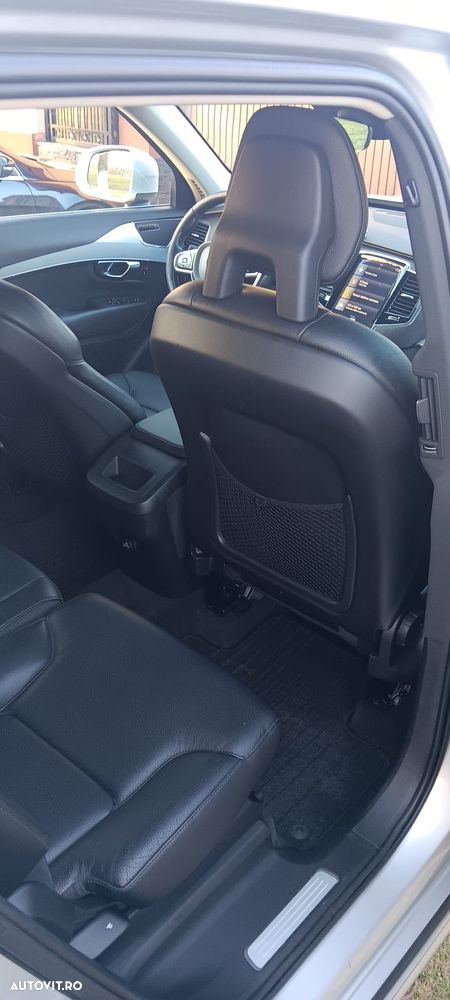 Volvo XC 90 D5 AWD Momentum - 3