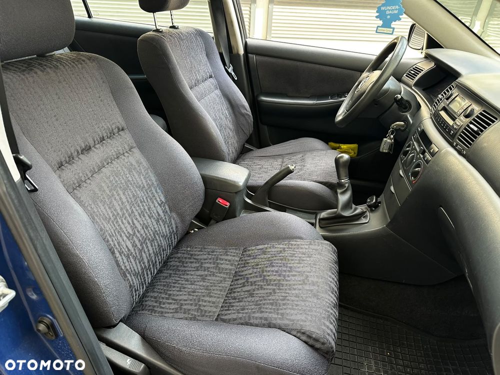Toyota Corolla - 8
