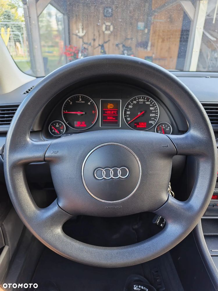 Audi A4 Avant 1.9 TDI - 8