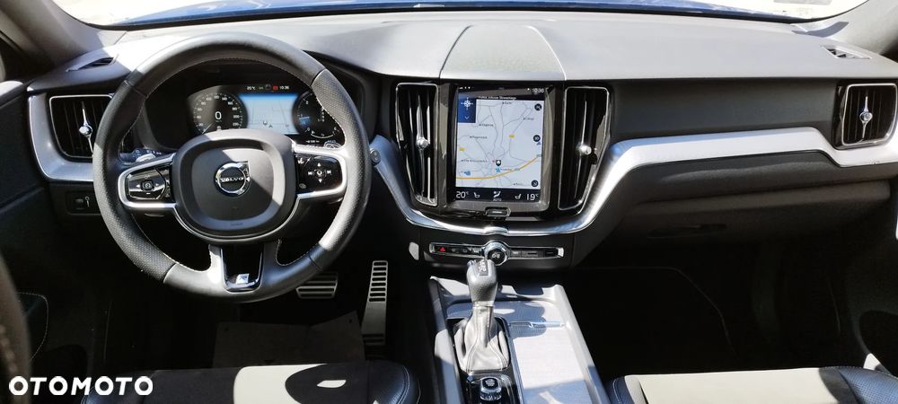 Volvo XC 60 D4 SCR AWD R-Design - 9