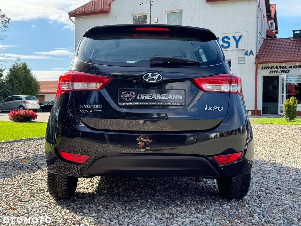 Hyundai ix20 - 10