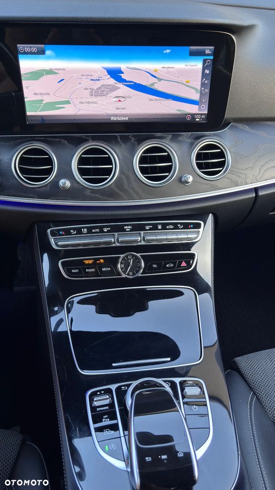 Mercedes-Benz Klasa E 350 BlueTEC 9G-TRONIC - 17