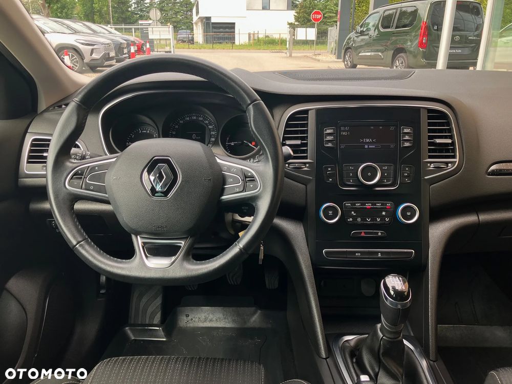 Renault Megane 1.2 Energy TCe Life - 18