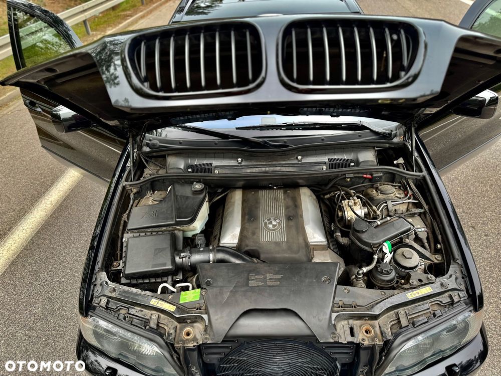 BMW X5 4.6is - 26