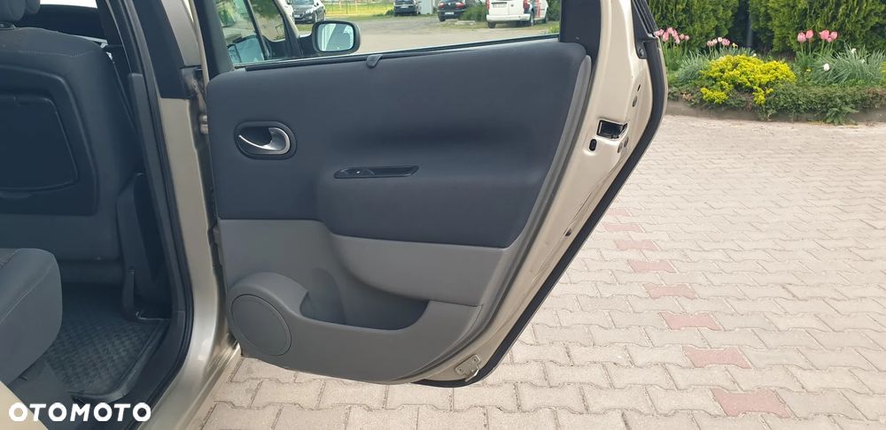 Renault Scenic 1.6 16V Authentique - 20