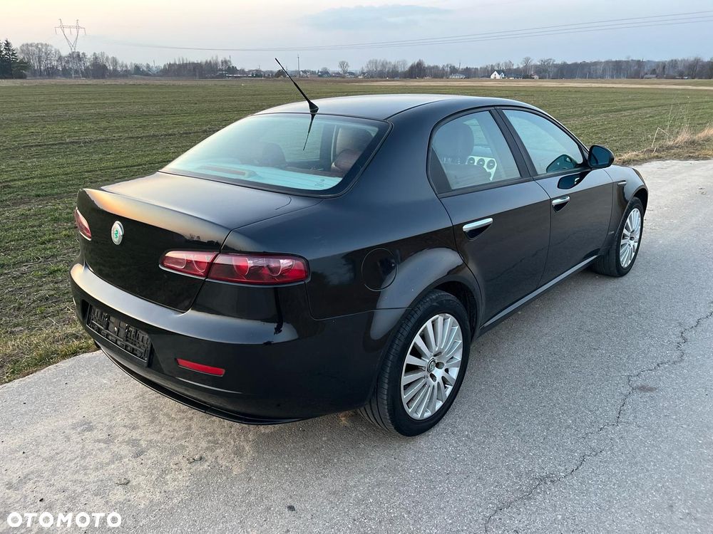 Alfa Romeo 159 - 5