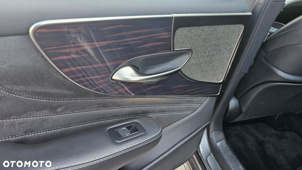 Lexus LS 500 Prestige AWD - 24