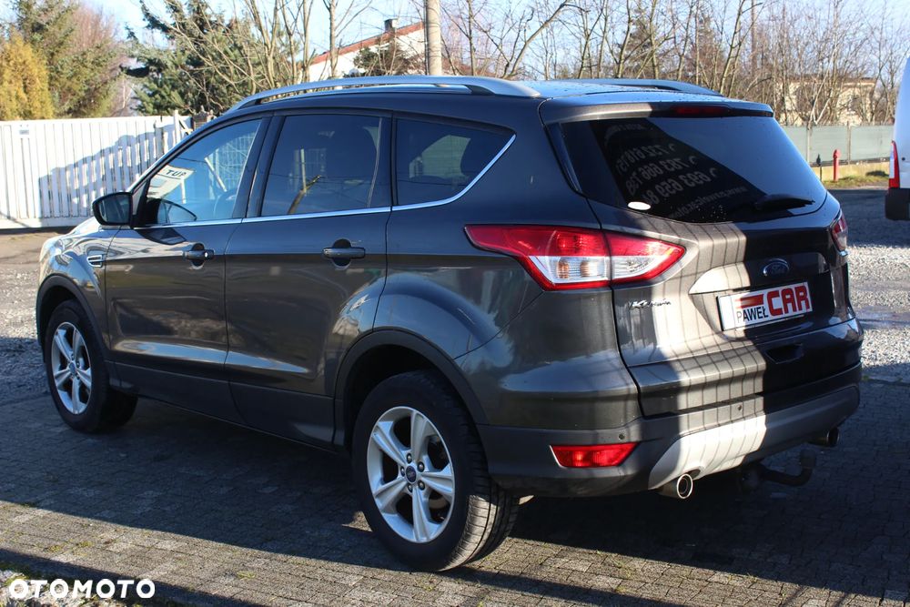 Ford Kuga 2.0 TDCi 2x4 Trend - 6