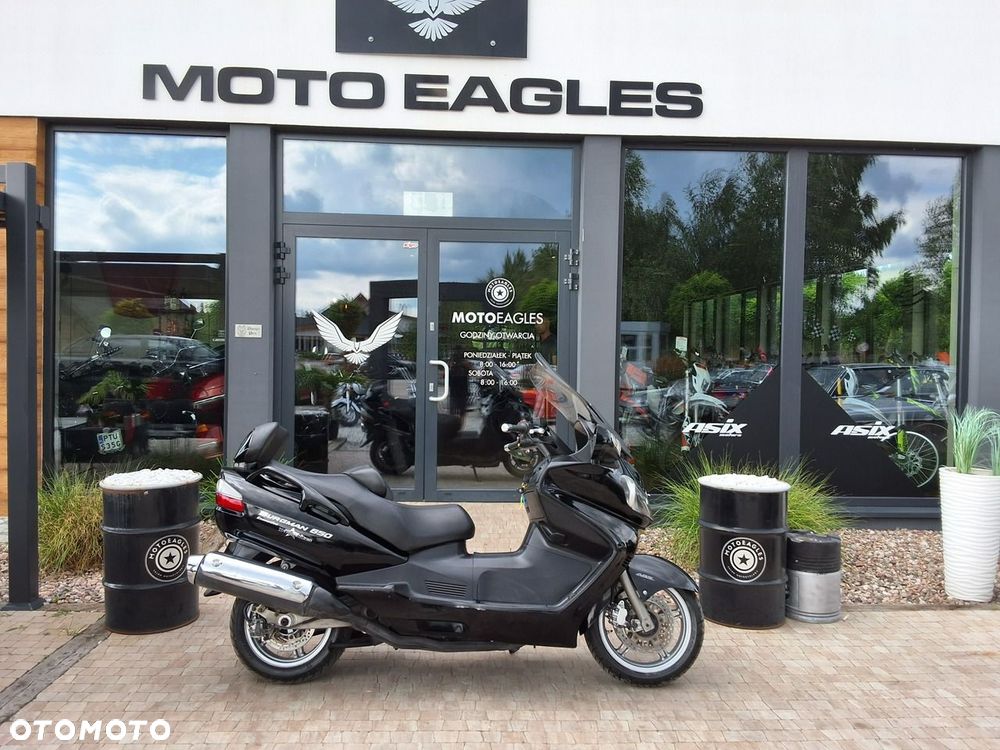 Suzuki Burgman - 6